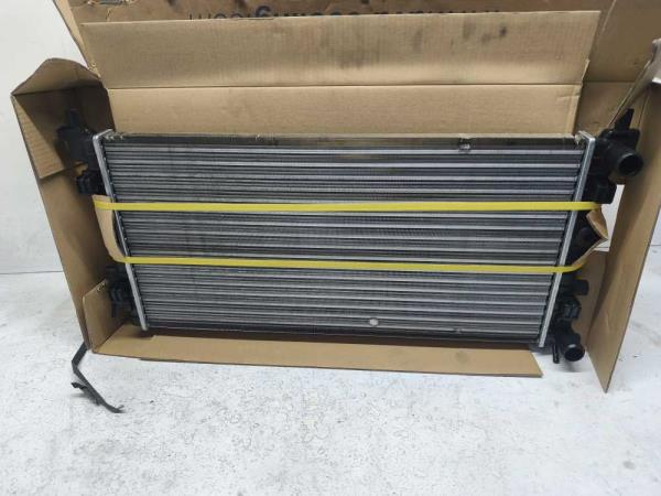 RADIATEUR EAU VW/SEAT/SKODA/AUDI - Vue 1
